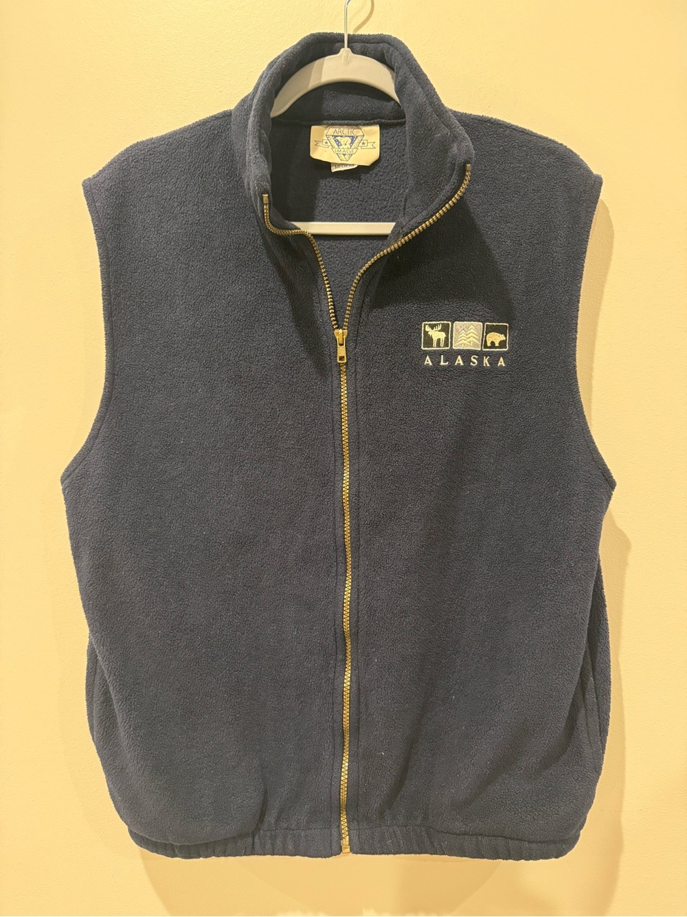 Vtg Alaska Zip Up Fleece Vest Sz Medium Moose Bear